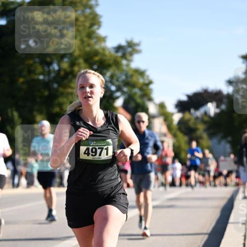 01.09.2024 - BARMER Alsterlauf Dr. Thomas Lammeyer http://msf.ph/oto/6895946 01.09.2024 09:33:46 Laufen 35, 4971 meine-sportfotos.de
