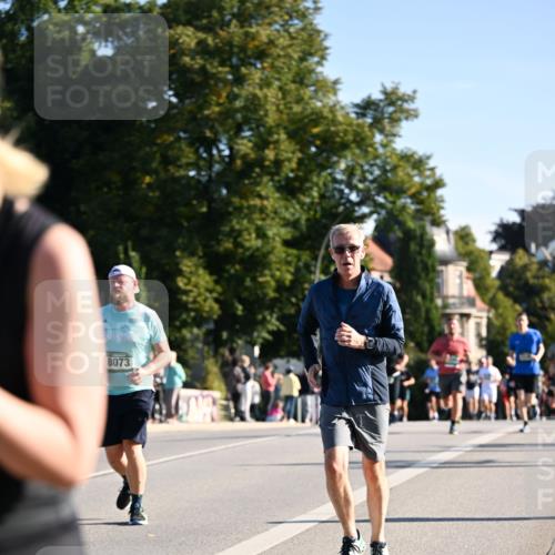 01.09.2024 - BARMER Alsterlauf Dr. Thomas Lammeyer http://msf.ph/oto/6895954 01.09.2024 09:33:47 Laufen 8073 meine-sportfotos.de