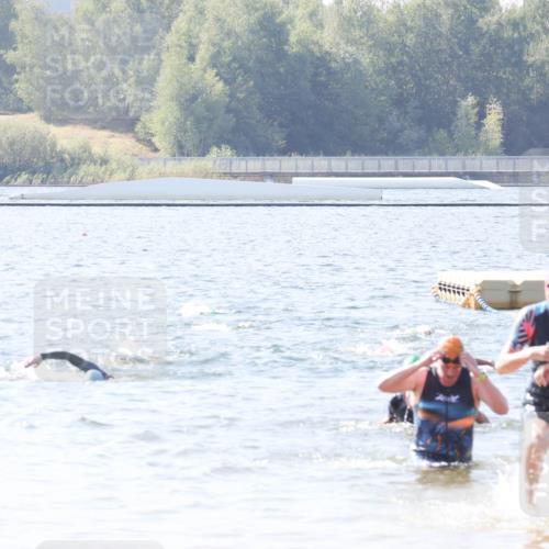 01.09.2024 - 17. Tribühne Triathlon Luisa Fischer http://msf.ph/oto/6895993 01.09.2024 11:19:35 Schwimmen 539 meine-sportfotos.de