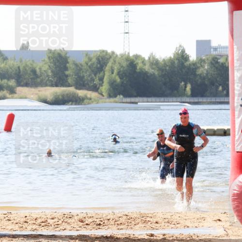 01.09.2024 - 17. Tribühne Triathlon Luisa Fischer http://msf.ph/oto/6895997 01.09.2024 11:19:39 Schwimmen 491, 539 meine-sportfotos.de