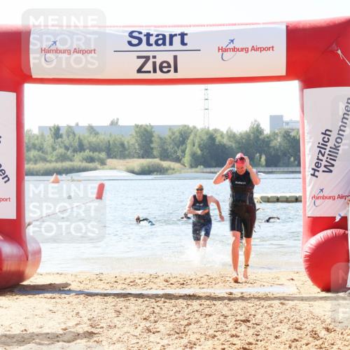 01.09.2024 - 17. Tribühne Triathlon Luisa Fischer http://msf.ph/oto/6896009 01.09.2024 11:19:41 Schwimmen 491, 500, 539 meine-sportfotos.de