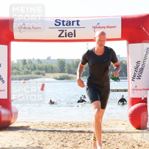 01.09.2024 - 17. Tribühne Triathlon Luisa Fischer http://msf.ph/oto/6896048 01.09.2024 11:19:51 Schwimmen 491, 500, 539 meine-sportfotos.de