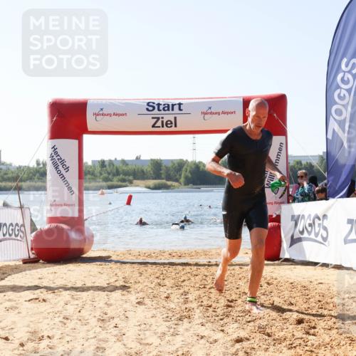 01.09.2024 - 17. Tribühne Triathlon Luisa Fischer http://msf.ph/oto/6896050 01.09.2024 11:19:52 Schwimmen 491, 500 meine-sportfotos.de