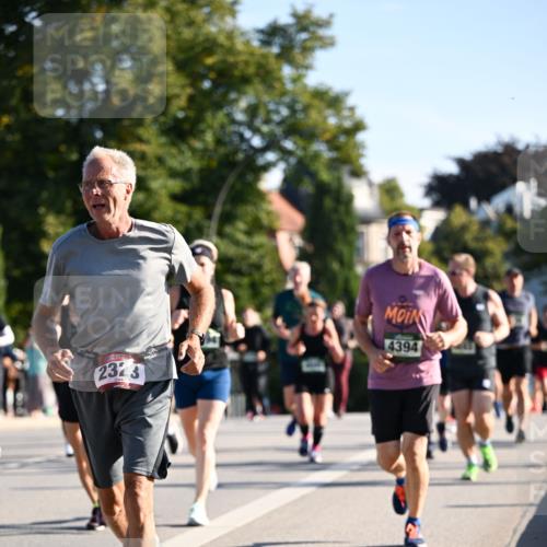 01.09.2024 - BARMER Alsterlauf Dr. Thomas Lammeyer http://msf.ph/oto/6896052 01.09.2024 09:33:57 Laufen 2323, 4394 meine-sportfotos.de