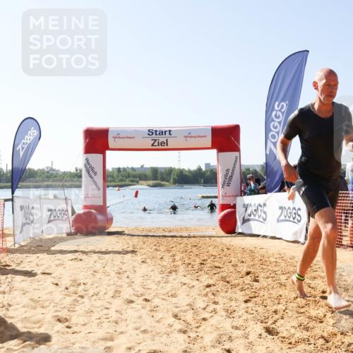01.09.2024 - 17. Tribühne Triathlon Luisa Fischer http://msf.ph/oto/6896056 01.09.2024 11:19:53 Schwimmen 491, 500, 519 meine-sportfotos.de