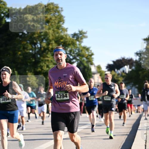 01.09.2024 - BARMER Alsterlauf Dr. Thomas Lammeyer http://msf.ph/oto/6896062 01.09.2024 09:33:59 Laufen 3894, 4394, 1693 meine-sportfotos.de