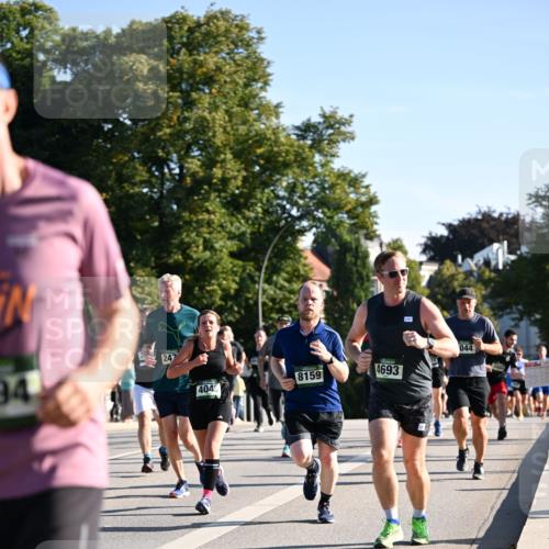01.09.2024 - BARMER Alsterlauf Dr. Thomas Lammeyer http://msf.ph/oto/6896072 01.09.2024 09:34:00 Laufen 94, 247, 8159, 4045, 4693, 044 meine-sportfotos.de