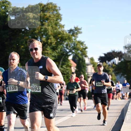 01.09.2024 - BARMER Alsterlauf Dr. Thomas Lammeyer http://msf.ph/oto/6896086 01.09.2024 09:34:01 Laufen 8159, 4693, 8044 meine-sportfotos.de