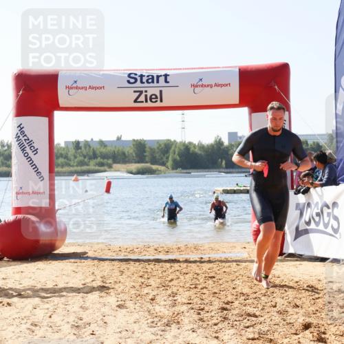 01.09.2024 - 17. Tribühne Triathlon Luisa Fischer http://msf.ph/oto/6896107 01.09.2024 11:20:10 Schwimmen 490, 519, 555, 556, 559, 561 meine-sportfotos.de