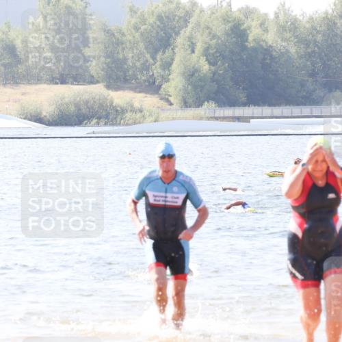 01.09.2024 - 17. Tribühne Triathlon Luisa Fischer http://msf.ph/oto/6896112 01.09.2024 11:20:15 Schwimmen 477, 490, 556, 561 meine-sportfotos.de