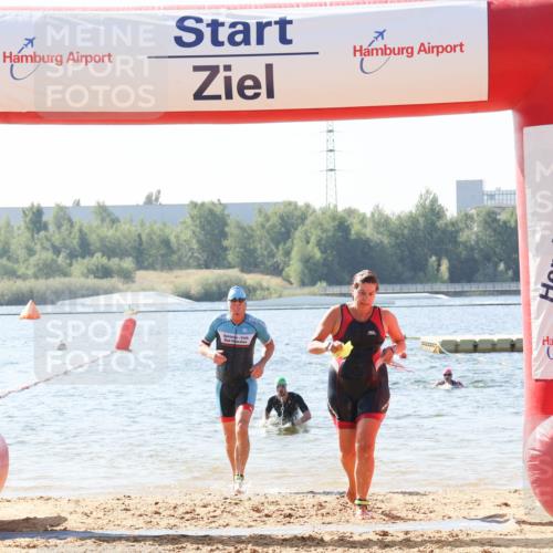 01.09.2024 - 17. Tribühne Triathlon Luisa Fischer http://msf.ph/oto/6896114 01.09.2024 11:20:17 Schwimmen 477, 490, 556 meine-sportfotos.de