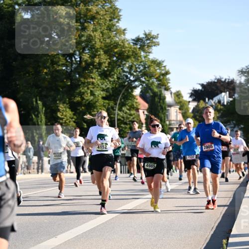 01.09.2024 - BARMER Alsterlauf Dr. Thomas Lammeyer http://msf.ph/oto/6896149 01.09.2024 09:34:09 Laufen 4152, 4988, 2632, 4985, 2905 meine-sportfotos.de