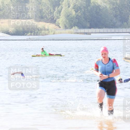 01.09.2024 - 17. Tribühne Triathlon Luisa Fischer http://msf.ph/oto/6896159 01.09.2024 11:20:38 Schwimmen 461 meine-sportfotos.de