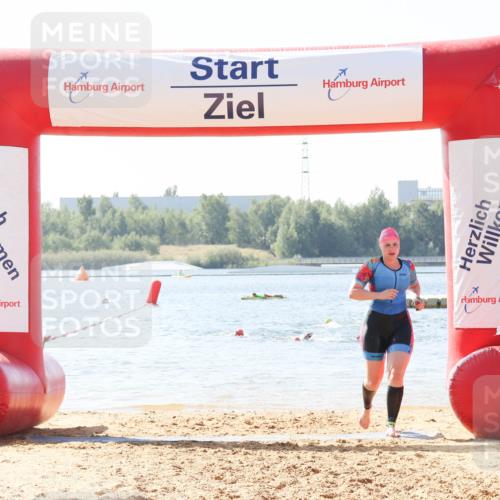 01.09.2024 - 17. Tribühne Triathlon Luisa Fischer http://msf.ph/oto/6896166 01.09.2024 11:20:42 Schwimmen 461 meine-sportfotos.de