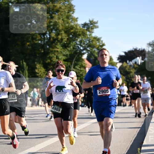 01.09.2024 - BARMER Alsterlauf Dr. Thomas Lammeyer http://msf.ph/oto/6896167 01.09.2024 09:34:11 Laufen 2905, 3142, 3142, 4985 meine-sportfotos.de