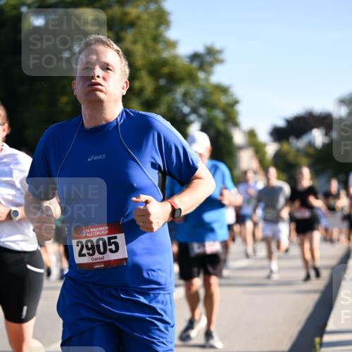 01.09.2024 - BARMER Alsterlauf Dr. Thomas Lammeyer http://msf.ph/oto/6896184 01.09.2024 09:34:12 Laufen 35, 2905 meine-sportfotos.de