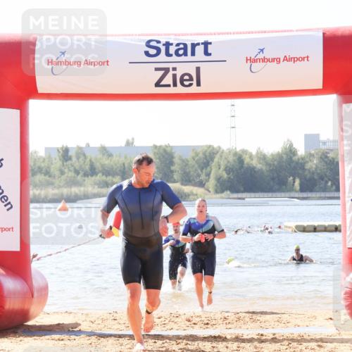 01.09.2024 - 17. Tribühne Triathlon Luisa Fischer http://msf.ph/oto/6896195 01.09.2024 11:21:02 Schwimmen 479, 487, 560 meine-sportfotos.de