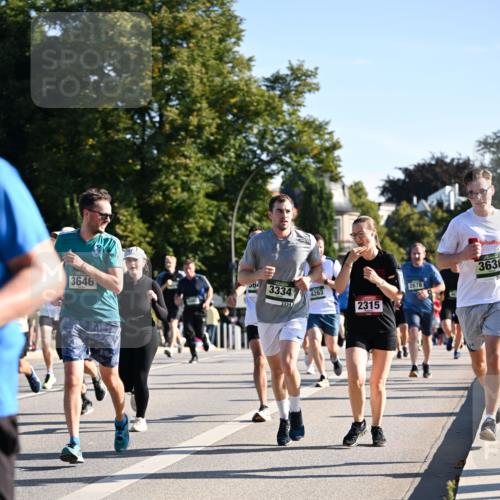 01.09.2024 - BARMER Alsterlauf Dr. Thomas Lammeyer http://msf.ph/oto/6896201 01.09.2024 09:34:14 Laufen 3646, 564, 3334, 1334, 4263, 2315, 2678, 3636 meine-sportfotos.de