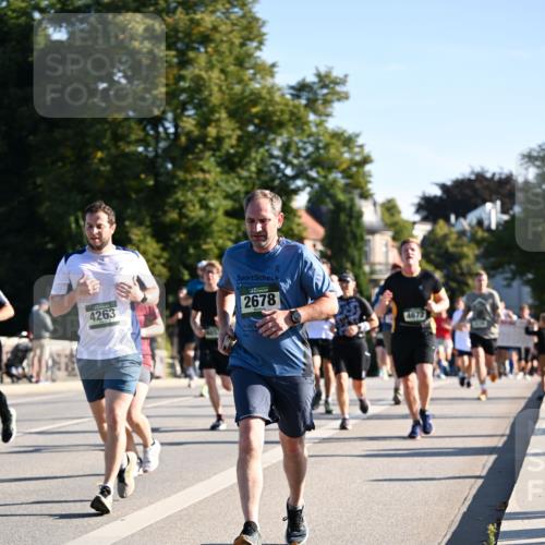 01.09.2024 - BARMER Alsterlauf Dr. Thomas Lammeyer http://msf.ph/oto/6896238 01.09.2024 09:34:18 Laufen 4263, 2678 meine-sportfotos.de