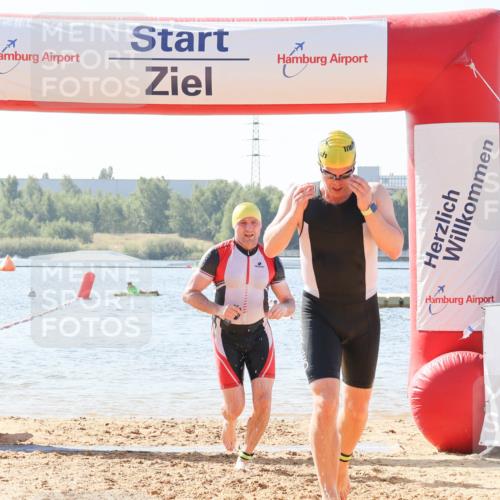 01.09.2024 - 17. Tribühne Triathlon Luisa Fischer http://msf.ph/oto/6896244 01.09.2024 11:21:17 Schwimmen 531, 532 meine-sportfotos.de