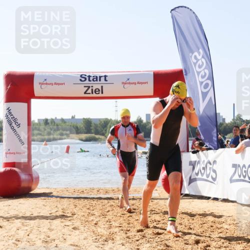 01.09.2024 - 17. Tribühne Triathlon Luisa Fischer http://msf.ph/oto/6896247 01.09.2024 11:21:18 Schwimmen 531, 532 meine-sportfotos.de