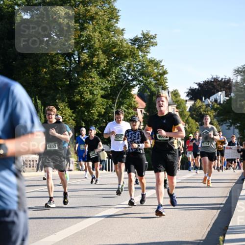 01.09.2024 - BARMER Alsterlauf Dr. Thomas Lammeyer http://msf.ph/oto/6896251 01.09.2024 09:34:19 Laufen 4853, 8128, 3366, 8245, 461, 3234 meine-sportfotos.de