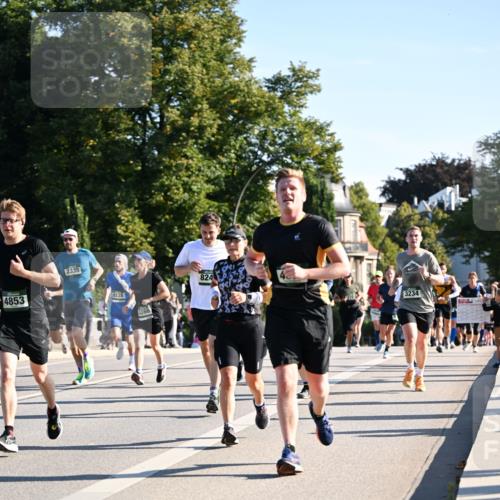 01.09.2024 - BARMER Alsterlauf Dr. Thomas Lammeyer http://msf.ph/oto/6896259 01.09.2024 09:34:20 Laufen 4853, 2335, 8128, 3366, 824, 3234 meine-sportfotos.de