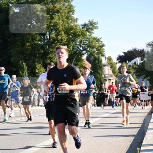 01.09.2024 - BARMER Alsterlauf Dr. Thomas Lammeyer http://msf.ph/oto/6896269 01.09.2024 09:34:20 Laufen 2335, 128, 3366, 2304, 3234 meine-sportfotos.de