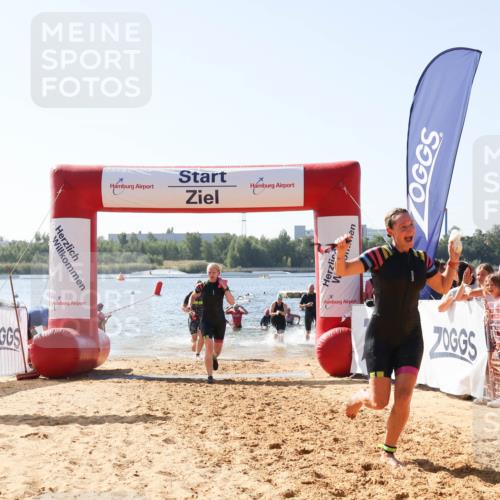 01.09.2024 - 17. Tribühne Triathlon Luisa Fischer http://msf.ph/oto/6896276 01.09.2024 11:21:58 Schwimmen 482, 492, 518, 523, 537, 547, 563 meine-sportfotos.de
