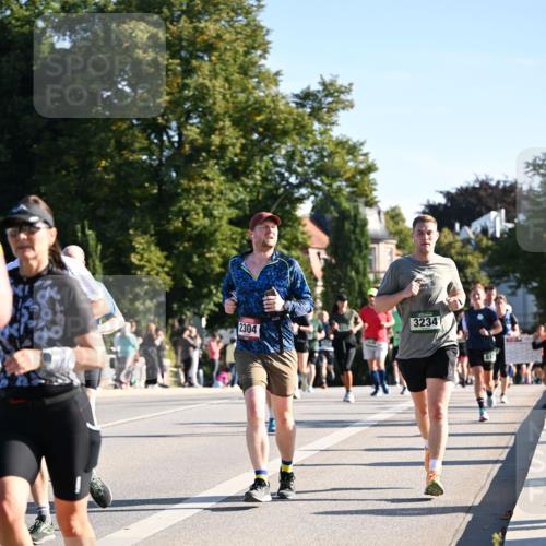 01.09.2024 - BARMER Alsterlauf Dr. Thomas Lammeyer http://msf.ph/oto/6896282 01.09.2024 09:34:22 Laufen 3234, 2304 meine-sportfotos.de
