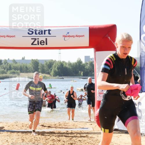 01.09.2024 - 17. Tribühne Triathlon Luisa Fischer http://msf.ph/oto/6896289 01.09.2024 11:22:01 Schwimmen 482, 492, 518, 523, 537, 547, 562, 563 meine-sportfotos.de