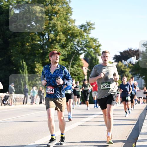 01.09.2024 - BARMER Alsterlauf Dr. Thomas Lammeyer http://msf.ph/oto/6896290 01.09.2024 09:34:22 Laufen 2304, 3234 meine-sportfotos.de