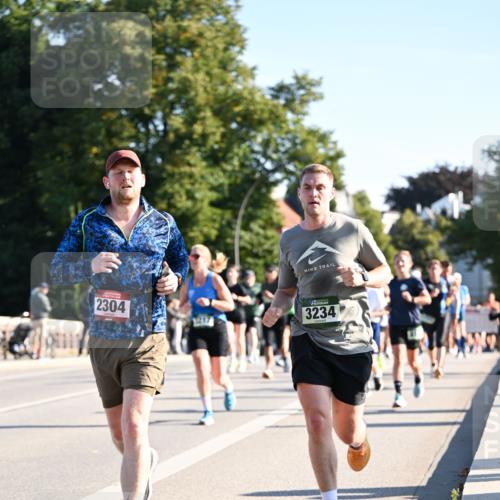 01.09.2024 - BARMER Alsterlauf Dr. Thomas Lammeyer http://msf.ph/oto/6896293 01.09.2024 09:34:23 Laufen 2304, 3234 meine-sportfotos.de
