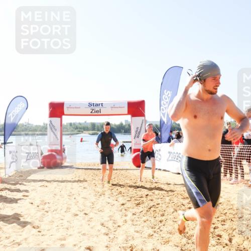 01.09.2024 - 17. Tribühne Triathlon Luisa Fischer http://msf.ph/oto/6896339 01.09.2024 11:22:16 Schwimmen 448, 471, 494, 501, 530, 562, 563 meine-sportfotos.de