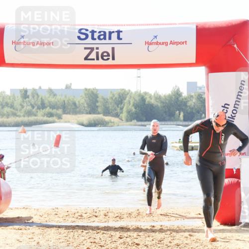 01.09.2024 - 17. Tribühne Triathlon Luisa Fischer http://msf.ph/oto/6896353 01.09.2024 11:22:27 Schwimmen 506, 512, 549 meine-sportfotos.de