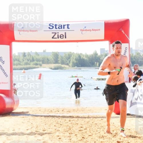 01.09.2024 - 17. Tribühne Triathlon Luisa Fischer http://msf.ph/oto/6896370 01.09.2024 11:22:34 Schwimmen 506, 512, 521, 549 meine-sportfotos.de