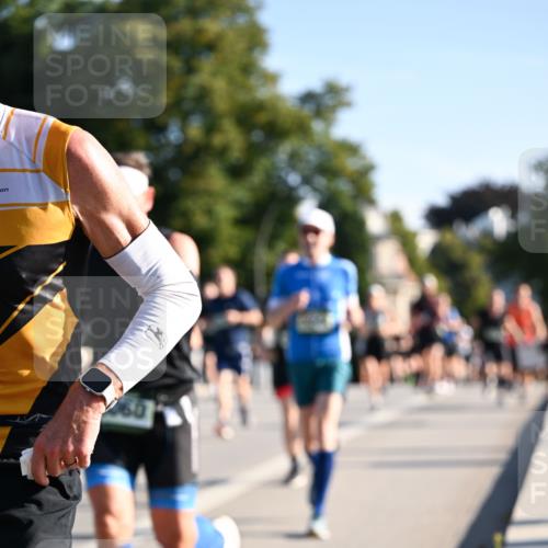 01.09.2024 - BARMER Alsterlauf Dr. Thomas Lammeyer http://msf.ph/oto/6896371 01.09.2024 09:34:30 Laufen  meine-sportfotos.de