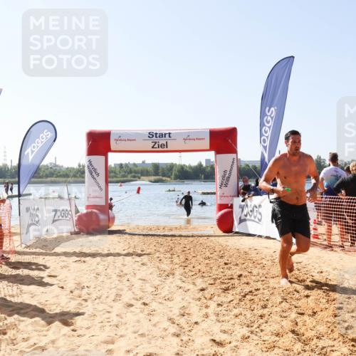 01.09.2024 - 17. Tribühne Triathlon Luisa Fischer http://msf.ph/oto/6896375 01.09.2024 11:22:36 Schwimmen 506, 512, 521 meine-sportfotos.de