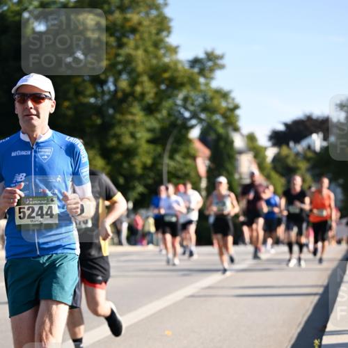 01.09.2024 - BARMER Alsterlauf Dr. Thomas Lammeyer http://msf.ph/oto/6896383 01.09.2024 09:34:31 Laufen 5, 5244 meine-sportfotos.de