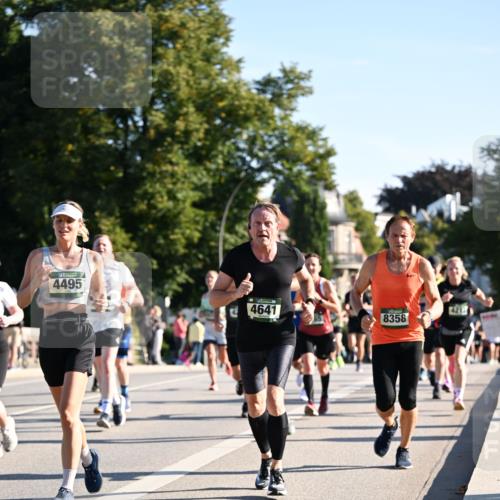 01.09.2024 - BARMER Alsterlauf Dr. Thomas Lammeyer http://msf.ph/oto/6896396 01.09.2024 09:34:35 Laufen 4495, 4641, 8358 meine-sportfotos.de