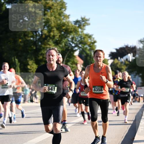01.09.2024 - BARMER Alsterlauf Dr. Thomas Lammeyer http://msf.ph/oto/6896406 01.09.2024 09:34:35 Laufen 641, 8358 meine-sportfotos.de