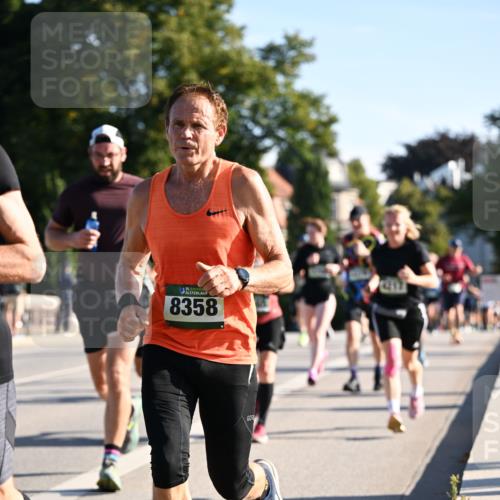 01.09.2024 - BARMER Alsterlauf Dr. Thomas Lammeyer http://msf.ph/oto/6896415 01.09.2024 09:34:36 Laufen 35, 8358 meine-sportfotos.de