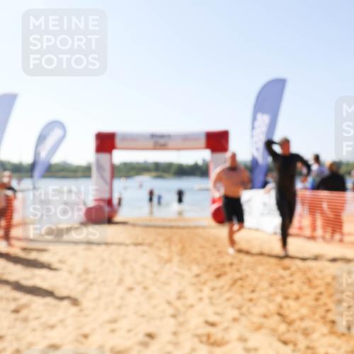 01.09.2024 - 17. Tribühne Triathlon Luisa Fischer http://msf.ph/oto/6896416 01.09.2024 11:23:00 Schwimmen 450, 468, 473, 503, 541 meine-sportfotos.de