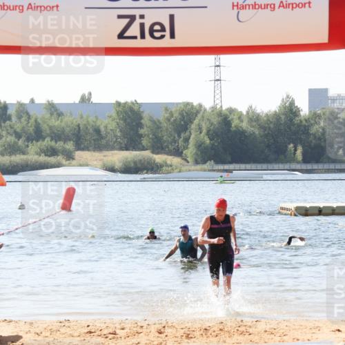 01.09.2024 - 17. Tribühne Triathlon Luisa Fischer http://msf.ph/oto/6896452 01.09.2024 11:23:34 Schwimmen 550 meine-sportfotos.de