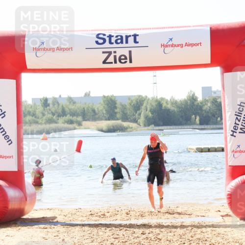 01.09.2024 - 17. Tribühne Triathlon Luisa Fischer http://msf.ph/oto/6896461 01.09.2024 11:23:36 Schwimmen 550 meine-sportfotos.de