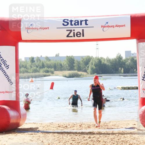 01.09.2024 - 17. Tribühne Triathlon Luisa Fischer http://msf.ph/oto/6896463 01.09.2024 11:23:37 Schwimmen 550 meine-sportfotos.de