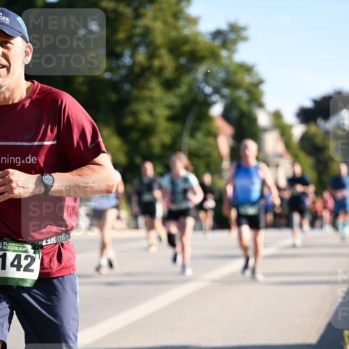 01.09.2024 - BARMER Alsterlauf Dr. Thomas Lammeyer http://msf.ph/oto/6896496 01.09.2024 09:34:44 Laufen 35, 142 meine-sportfotos.de
