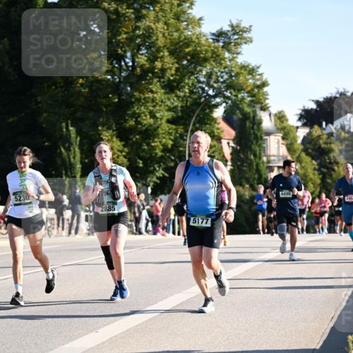 01.09.2024 - BARMER Alsterlauf Dr. Thomas Lammeyer http://msf.ph/oto/6896512 01.09.2024 09:34:45 Laufen 5230, 2885, 5177, 4499, 2458 meine-sportfotos.de