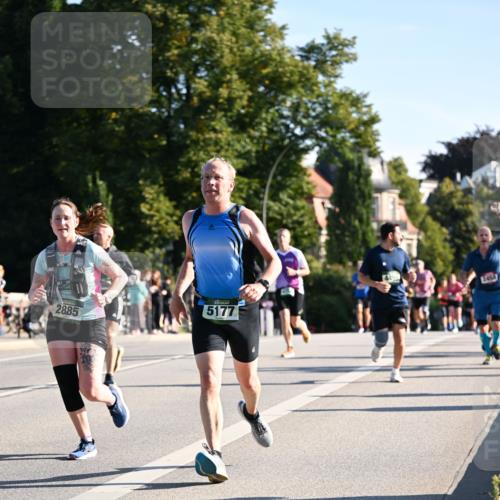 01.09.2024 - BARMER Alsterlauf Dr. Thomas Lammeyer http://msf.ph/oto/6896518 01.09.2024 09:34:45 Laufen 2885, 5177, 4499, 2458 meine-sportfotos.de