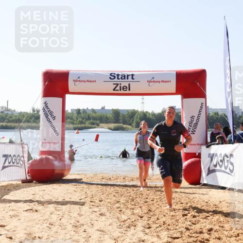 01.09.2024 - 17. Tribühne Triathlon Luisa Fischer http://msf.ph/oto/6896526 01.09.2024 11:23:52 Schwimmen 447, 514, 526, 543 meine-sportfotos.de
